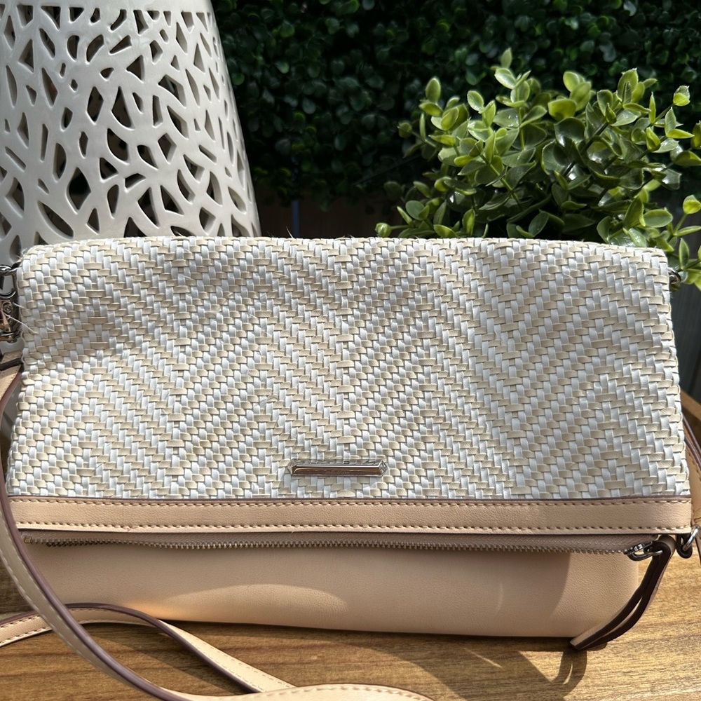 Stella & Dot Waverly Petite Neutral Woven Chevron Crossbody
